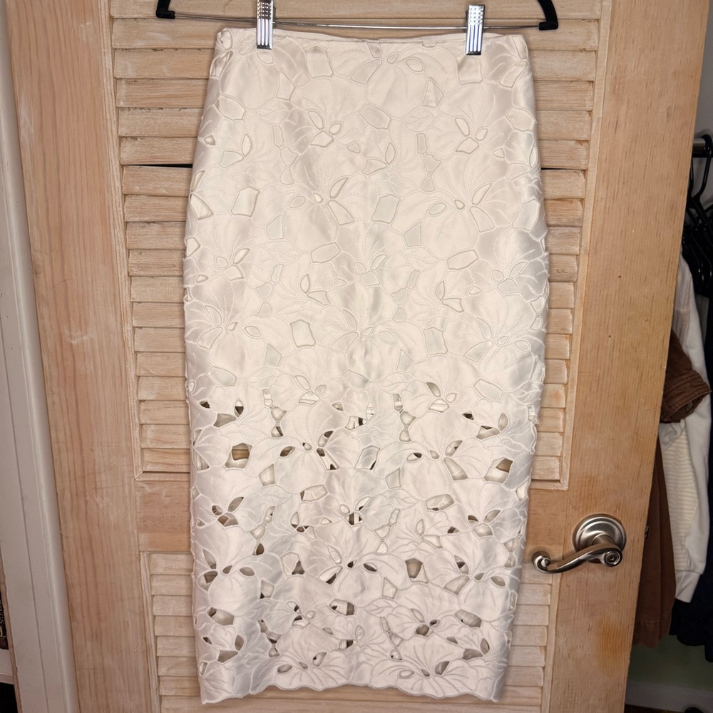 H&M Cream Floral Laser-Cut Pencil Skirt
